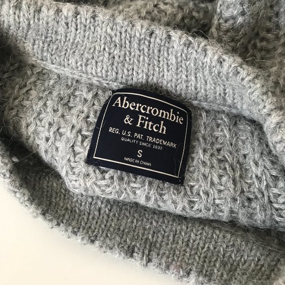 Abercrombie & Fitch Wool Grey Sweater - Picture 8 of 8
